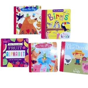 Set of 5 chick fil a miniature books